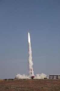 A hypersonic rocket launches skyward during a March 22, 2010 test launch from the Woomera Test Range in Australia. The fight was part of the joint U.S.-Australian HiRise project to test and develop hypersonic vehicles for future aircraft transportation. Credit: Australia Defense Science and  Technology Organisation 