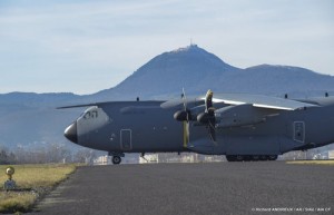 The arrival of the A400M at Clermont-Ferrand  for its first maintenance at the FAF maintenance facility on January 12, 2015. Credit: FAF