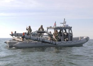 151117-N-AC237-239 VIRGINIA BEACH, Va. (Nov. 17, 2015) Sailors from Mobile Diving and Salvage Unit (MDSU) TWO launch the MK 18 underwater unmanned vehicle (UUV) during a training evolution at Joint Expeditionary Base Little Creek-Fort Story. The training helps provide MDSU TWO Sailors with famililiarization of the MK 18 UUV for future missions. (U.S. Navy photo by Mass Communication Specialist 2nd Class Benjamin Wooddy/Released) 