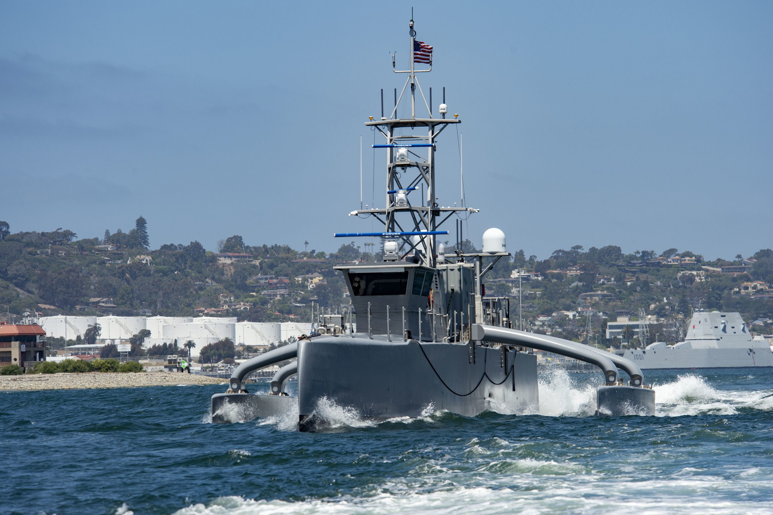 Seahawk medium displacement unmanned surface vessel launch during UxS IBP 21 - Second Line of Defense
